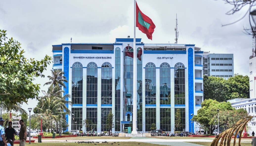 ކުޑަކުއްޖަކަށް އަނިޔާކުރާ މަންޒަރު ފެންނަ ވީޑިއޯއަކީ މަހެއް ކުރީގެ ހާދިސާއެއް، ފިޔަވަޅު ވަނީ އަޅާފައި: ފުލުހުން