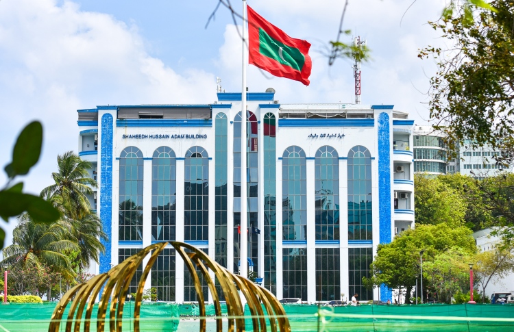 މާރާމާރީ ހިންގި ހަތަރު މީހަކު ހައްޔަރުކޮށްފި