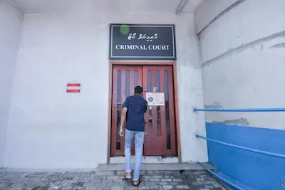 ކްރިމިނަލް ކޯޓުން، ހައްދު ޖެހުމުގެ ކަންތައް ކުރާނެ ދޭވާނީއަކު ހޯދަނީ