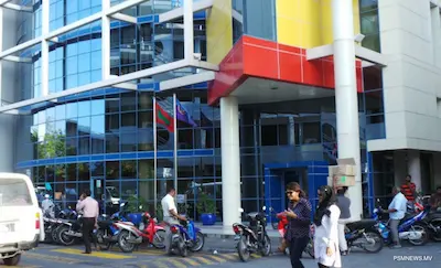 ގަވާއިދާ ހިލާފަށް ރާއްޖެ އެތެރެ ކުރި 173 ސިނގިރޭޓް ކާޓޫން ކަސްޓަމުން އަތުލައިގަނެފި