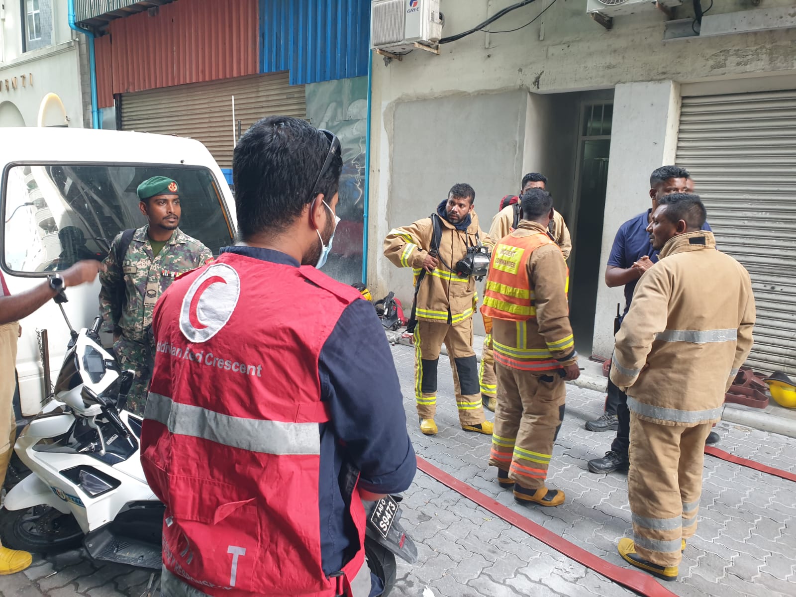 މާފަންނު ގެއެއްގައި އަލިފާނުގެ ހާދިސާއެއް ހިނގައި ދެމީހަކަށް އަނިޔާވެއްޖެ