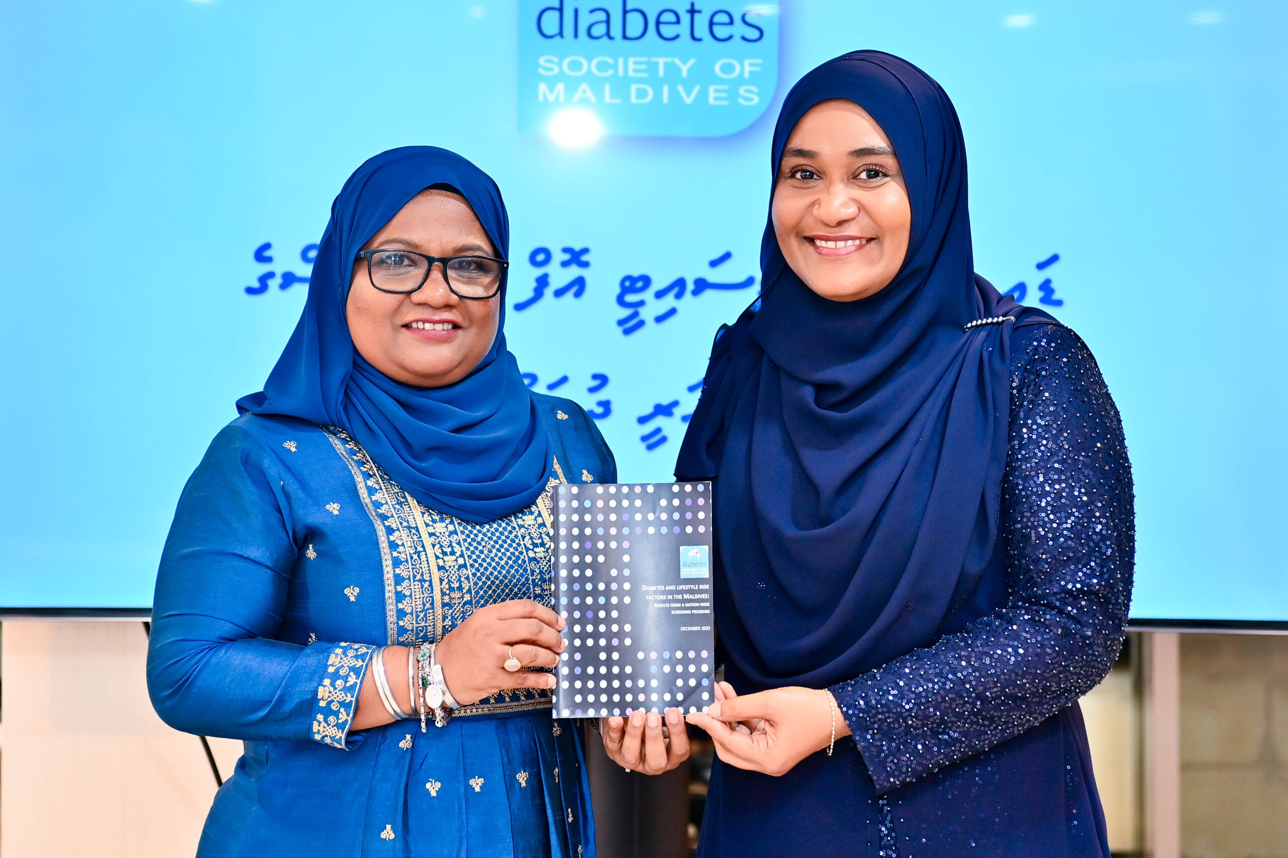 މަދަރުސީ ދައުރުން ފެށިގެން ދަރިވަރުން ހަކުރުބައްޔަށް ހޭލުންތެރި ކުރުމަކީ ވަރަށް ބޭނުންތެރި ކަމެއް: މެޑަމް ސާޖިދާ