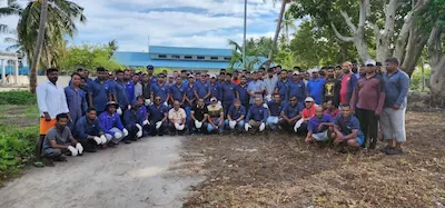 މަސްވެރިކަން ދަށްވުމުން ކުއްޑޫ މުވައްޒަފުން ނިކުތީ ކޫއްޑޫ ސާފުކުރަން