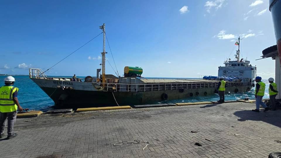 އިންޑިއާއިން ސީދާ ދަތުރުތައް އައްޑޫސިޓީއަށް ފެށުން، އިންޑިއާގެ މީޑިއާތަކުގެ ޝައުގުވެރިކަމާއިއެކު އެދެނީ ހިދުމަތް ނުހުއްޓި ކުރިއަށްދިއުން!