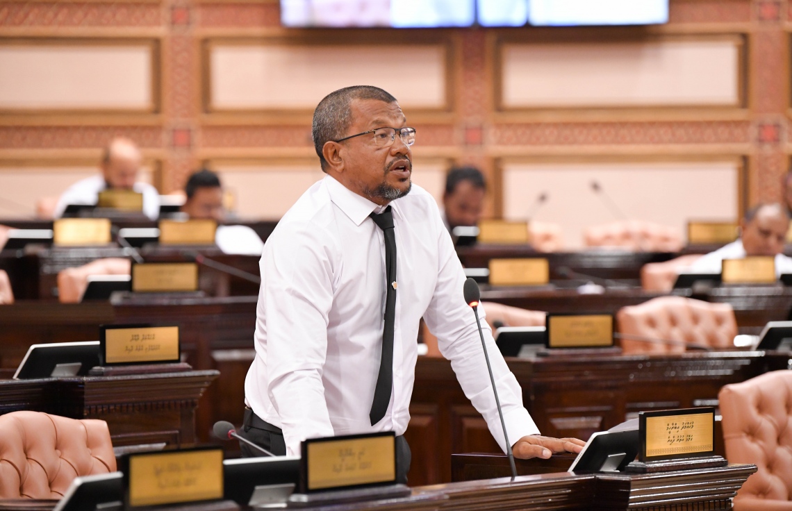 ކަރަންޓުބިލުތައް ބޮޑުވާ މައްސަލަ ތަހުގީގުކުރުމަށް ގޮވާލާ ހުށަހެޅި ކުއްލި މައްސަލަ، މަޖިލިހުން ބަލައިގެންފި
