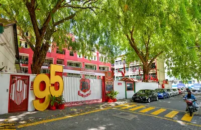 ރައީސްކަން ކުރެއްވި 8 ބޭފުޅުންނަކީ މަޖީދިއްޔާ ދަރިވަރުން؛ ގައުމުގެ ތަރައްގީގައި އެސުކޫލުގެ ހިއްސާ ބޮޑުކަމުގެ ހެއްކެއް: ޝަފީއު