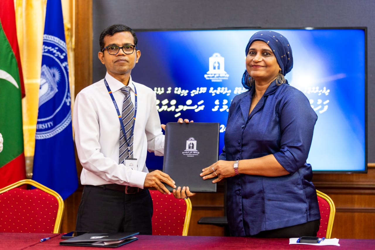 ކަރަންޓު ބިލުތަކާއި ކަރަންޓު އިގްތިސާދުކުރުންފަދަ ކަންކަމާގުޅޭ އިލްމީ ދިރާސާއެއް ހެދުމުގެ ފަހުމުނާމާއެއްގައި ސޮއިކޮށްފި