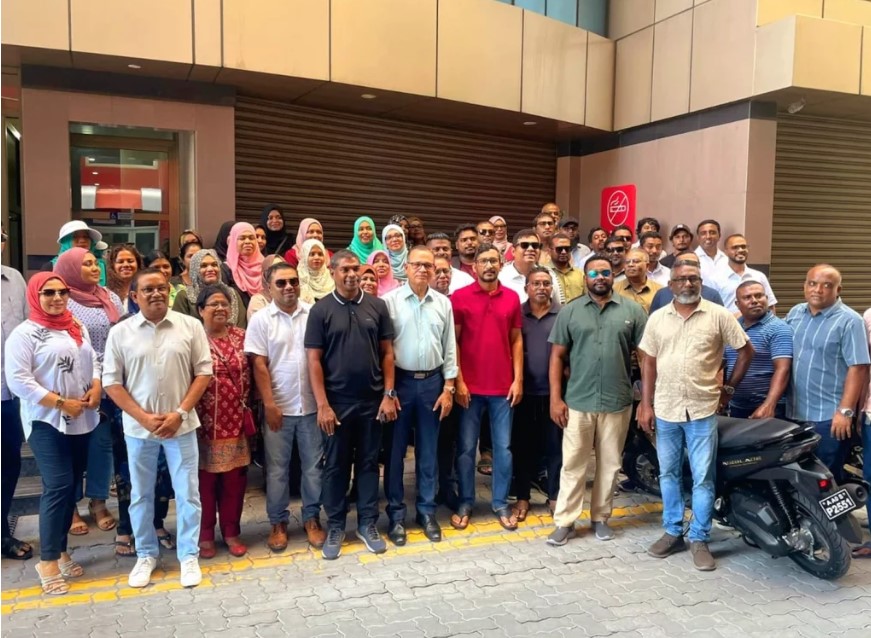 ޕީއެންސީ މެމްބަރުން އެންމެ ގިނަ ޕާޓީއަށް ހެދުމުގެ ހަރަކާތްތައް ފަށައިފި