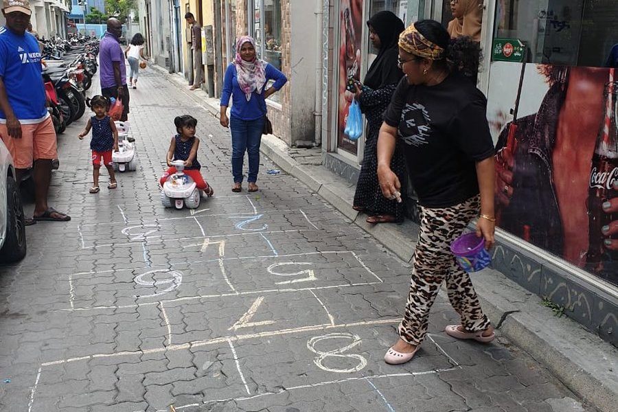 މާލެސިޓީގެ މަގުތައް ހެދުމާ ގުޅޭގޮތުން ދިރާސާއެއް ކުރަން ރާއްޖެއިން ބޭރުން ޓީމެއް ވަރަށް އަވަހަށް އަންނާނެ: ރައީސް