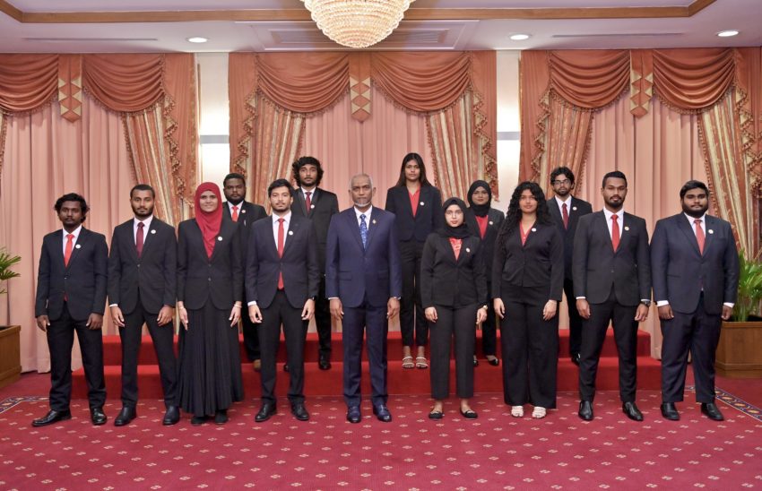 ރައީސް ޑރ މުއިއްޒަށް ލަފާދެއްވާނެ ‘ދިވެހި ޒުވާނުންގެ ގައުމީ ލަފާދޭ ކޮމިޓީ’ އެކުލަވާލައި އިފްތިތާހު ކޮށްދެއްވައިފި