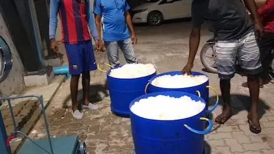 ކޮންމެ ދޯންޏަކަށް 3 ޓަނު އައިސް ހިލޭ ދޫކުރަނީ