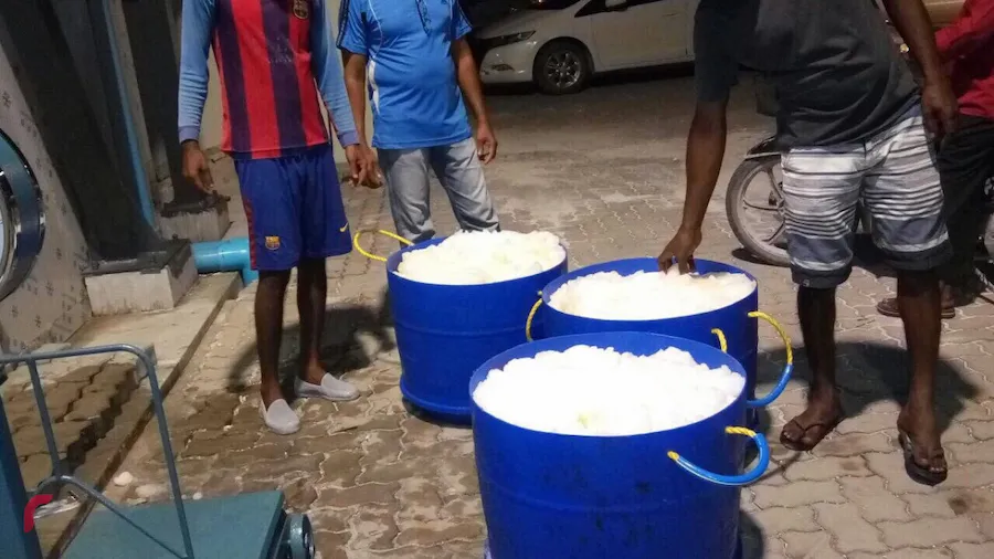 ކޮންމެ ދޯންޏަކަށް 3 ޓަނު އައިސް ހިލޭ ދޫކުރަނީ