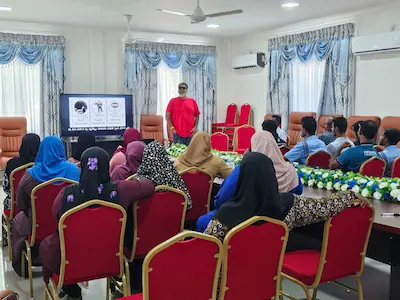 މަސްތުވާތަކެއްޗާ ދެކޮޅަށް މަސައްކަތްކުރުމަށް ހޭލުންތެރިކުރުވުމުގެ ސެޝަނެއް ގދ. ފިޔޯރީގައި ކުރިއަށް ގެންގޮސްފި