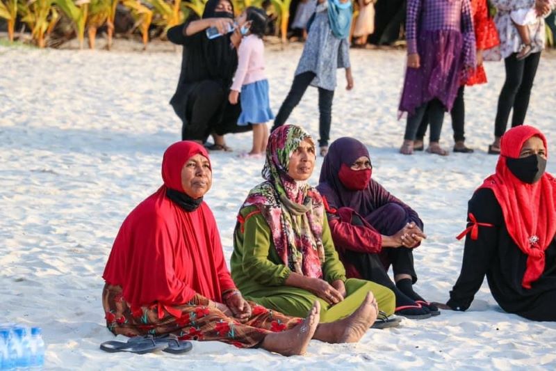 75 އަހަރު ވަންދެން ދަޢުލަތުގެ ވަޒީފާގައި ދެމިހުރުމުގެ ފުރުސަތު ފަހި ކުރަނީ