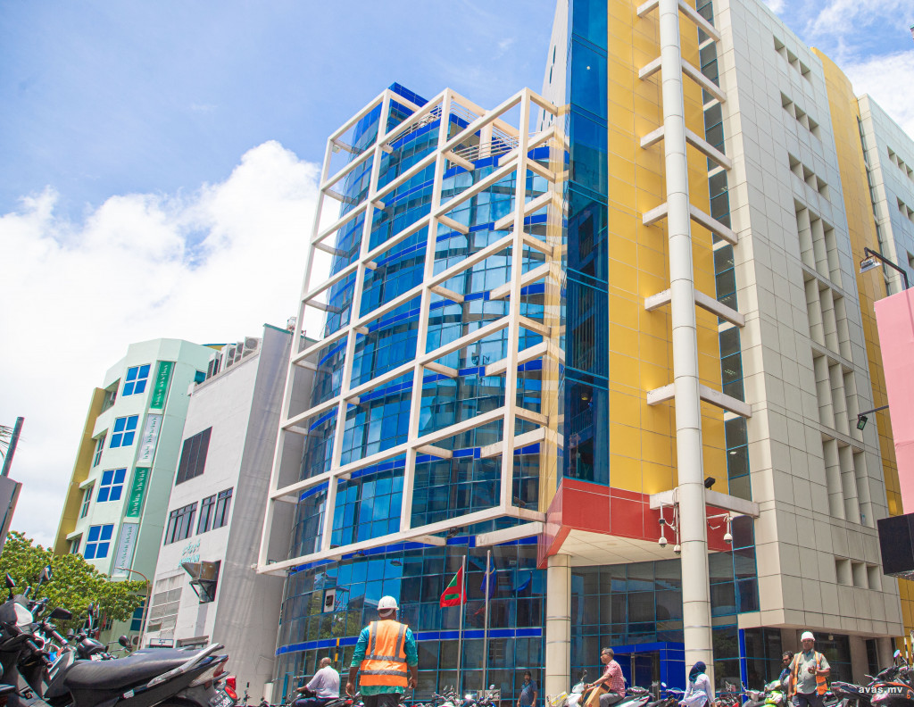 ސަރުކާރު ބަންދު ނަމަވެސް މިއަދު ކަސްޓަމްސްގެ ޚިދުމަތްތައް ލިބޭނެ