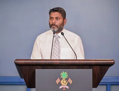 ގައުމީ ޓީމުތަކުގެ ކުޅުންތެރިންނާއި އޮފިޝަލުންނަށް އިންޝުއަރެންސް ދޭން ނިންމައިފި