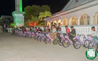 މެދުކެނޑުމެއް ނެތި 40 ރޭ ފަތިސް ނަމާދުގެ ޖަމާއަތަށް ދިޔަ 38 ކުދިންނަށް ބައިސްކަލް ހަދިޔާކޮށްފި