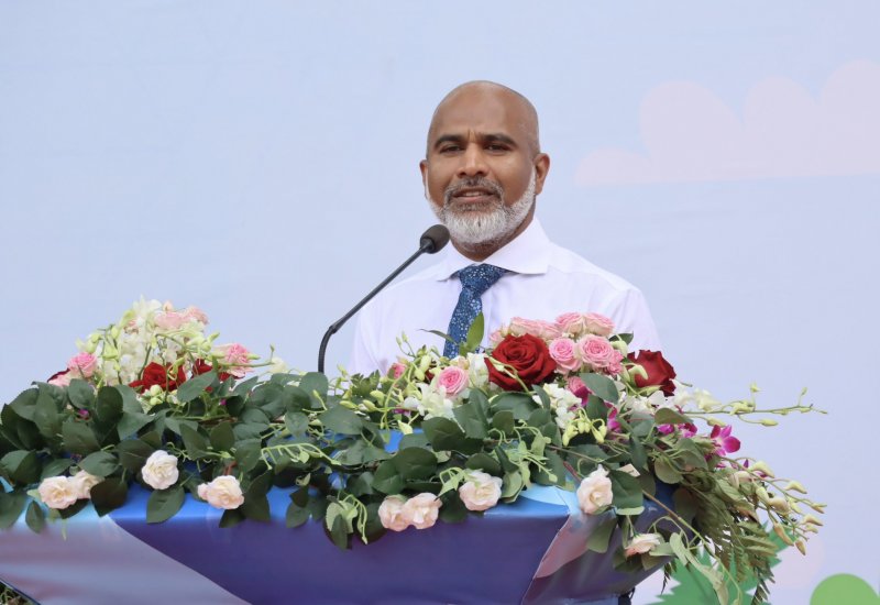 ހުރިހާ ސުކޫލެއްގައި ދިވެހި މުދައްރިސުން ތިބެވޭނެ ގޮތް ހަދަނީ