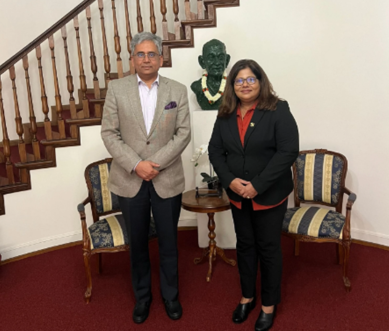 ސަފީރު ޤީލާ ބެލްޖިއަމްގައި ހުންނަވާ އިންޑިއާ ސަފީރުއާ ބައްދަލުކުރައްވައިފި