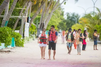 ރަށުފަތުރުވެރިކަން އާންމުވެގެންދާ އިރު، މީހުން އުޅޭ ރަށްރަށުގައި ފަތުރުވެރިން އުޅޭނެ ގޮތުގެ އުޞޫލެއް ހަދަނީ