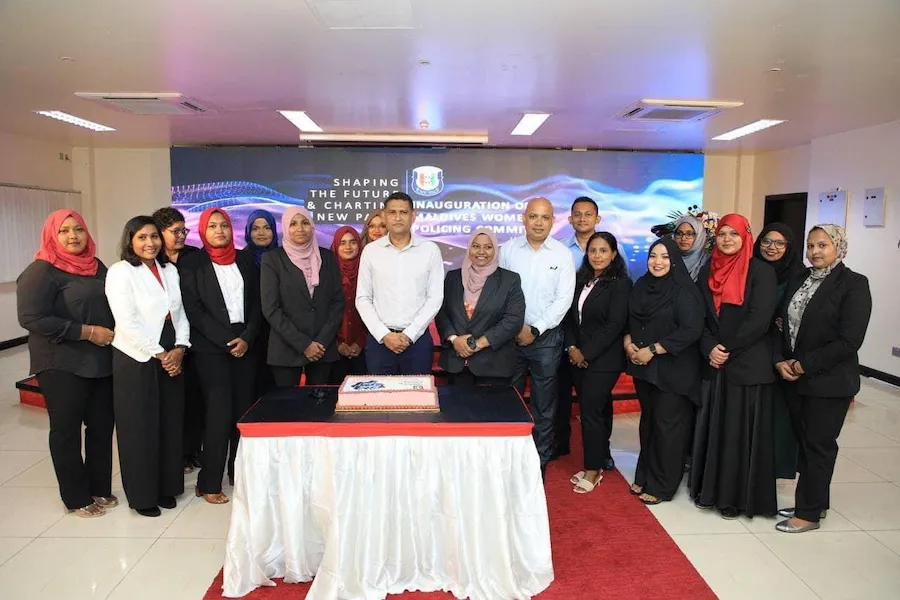 ވިމެން އިން ޕޮލިސިންގ އަށް ތިން އަހަރު ވީއިރު ފުލުހުންގެ 20 އިން ސައްތަ އަކީ އަންހެނުން