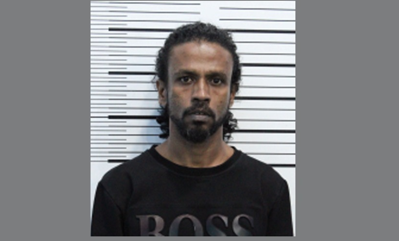 ވައިގެ މަގުން ރާއްޖެއަށް މަސްތުވާތަކެތި އެތެރެކުރަން އުޅުނު މީހަކު ހައްޔަރު ކޮށްފި
