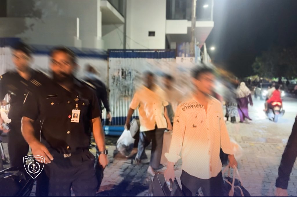 ގަވާއިދާ ހިލާފަށް އުޅެމުން ދިޔަ 5 ބިދޭސީ އަކު އިމިގްރޭޝަންގެ ބެލުމުގެ ދަށަށް