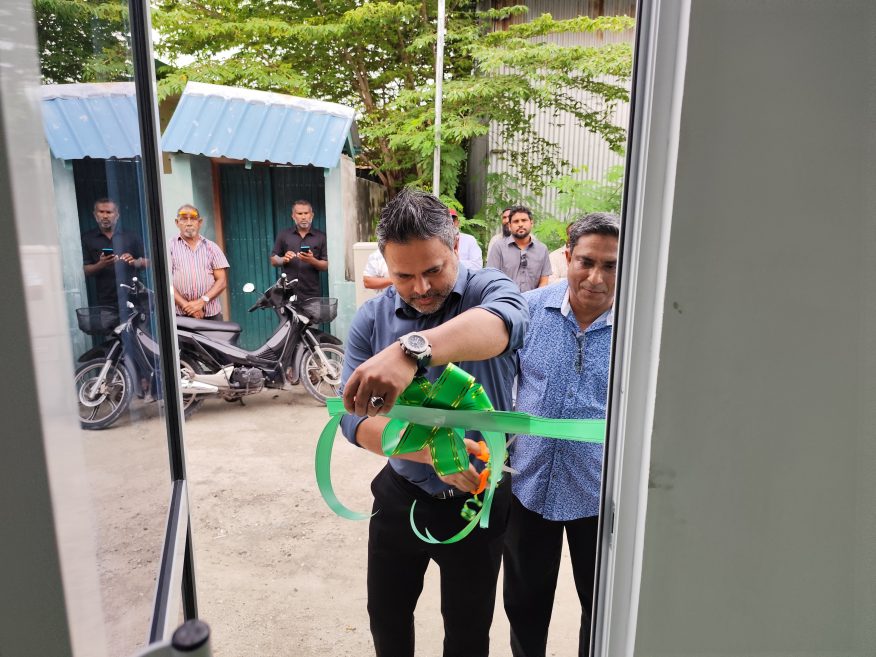 ރައްޔިތުންނާ ގާތުން މަސައްކަތް ކުރުމަށް ތިނަދޫ އުތުރު ދާއިރާގެ މެމްބަރު ސައުދުﷲގެ އޮފީހެއް ތިނަދޫސިޓީގައި ހުޅުވައިފި