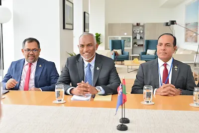 ރައީސް ޑރ.މުޢިއްޒު، އދ. އަށް ކުރެއްވީ ވަރަށް ކާމިޔާބު ދަތުރުފުޅެއް: މިނިސްޓަރު ޒަމީރު