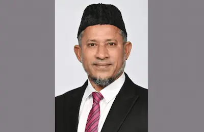 ސަލްމާން މިސްކިތުގެ އިމާމު އަބްދުލްޖަލީލާ ގުޅޭ ފޯޖަރީގެ މައްސަލައެއް ބަލަނީ