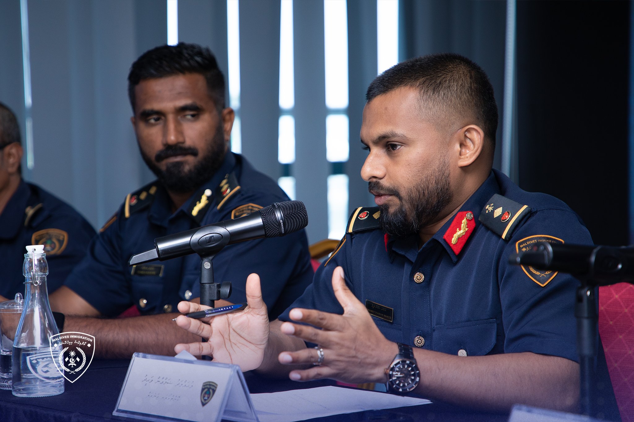 ބިދޭސީންގެ ގެންގުޅުމުގައި އިހުމާލުވާ ދިވެހިންނާ މެދުވެސް ފިޔަވަޅު އަޅާނެ: ޝަމްއާން