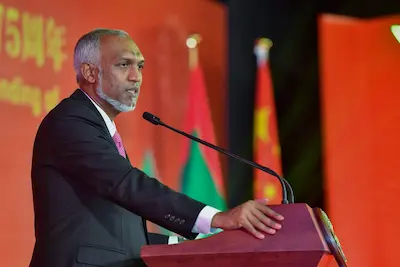 ޗައިނާގެ ގައުމީ ދުވަހުގެ މުނާސަބަތުގައި ރައީސް ޑރ.މުޢިއްޒު ތަހުނިޔާ ފޮނުއްވައިފި