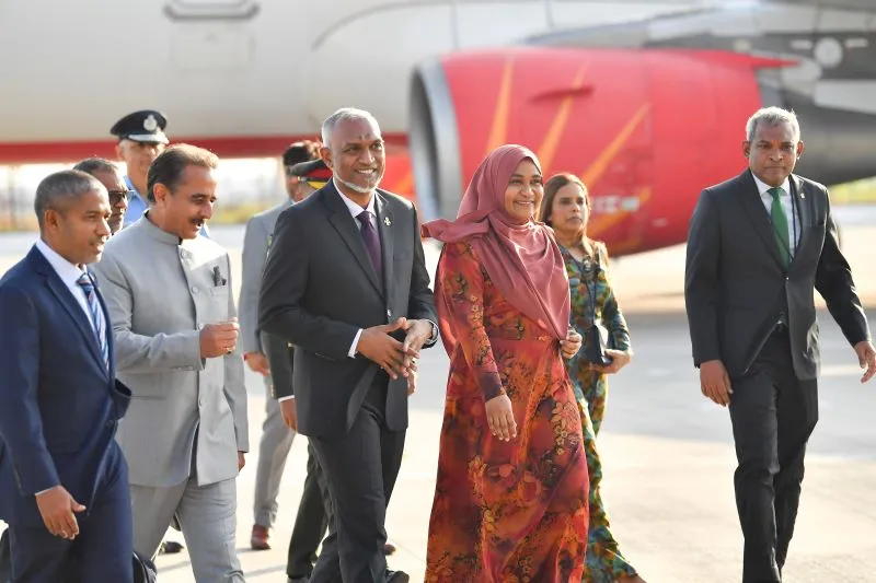 ރައީސުލްޖުމްހޫރިއްޔާގެ ދެކަނބަލުންނަށް އިންޑިއާއިން ހޫނު މަރުޙަބާއެއް ކިޔައިފި