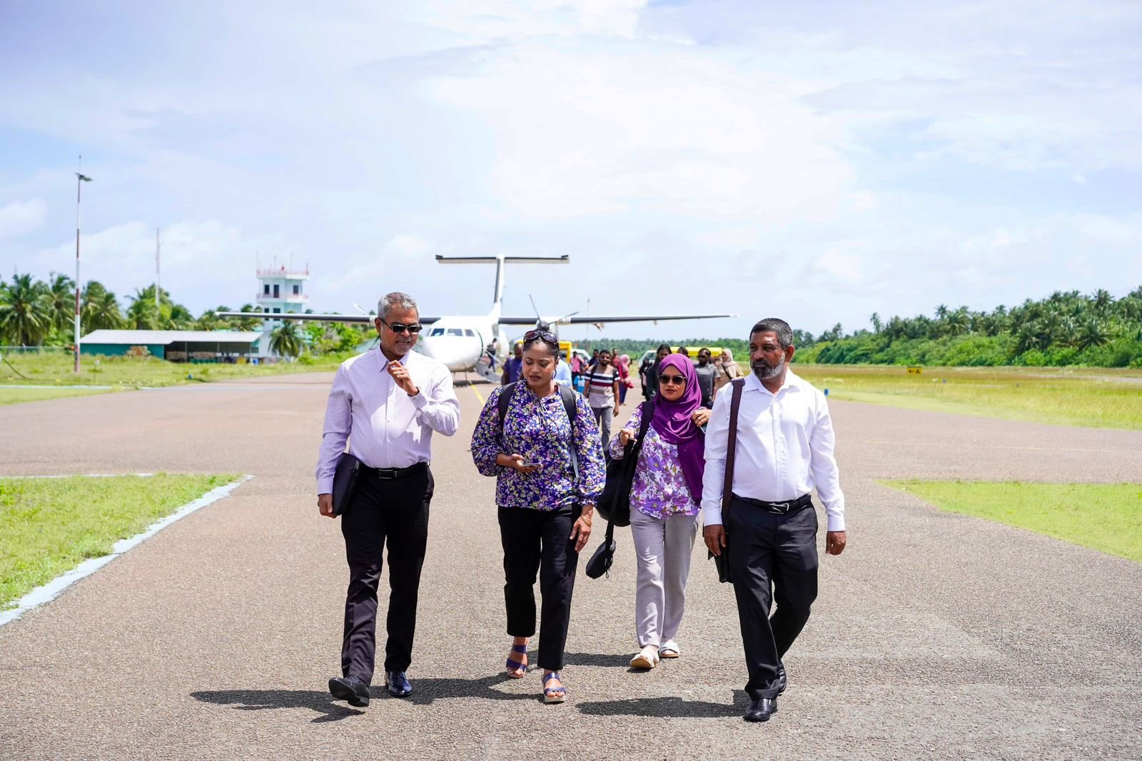 ރަސްމީ ދަތުރުފުޅެއްގައި މިނިސްޓަރު ޠާރިޤް، ލާމަށް