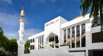 އިސްލާމީ މަރުކަޒުގެ މަސްފެންގަނޑު މަރާމާތުކުރުމުގެ މަސައްކަތް ފަށައިފި