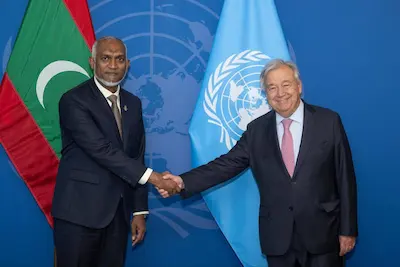ރައީސް ޑރ.މުޢިއްޒު އދ.އަށް ކުރެއްވި ދަތުރުފުޅާ އަޅާބަލާއިރު، ”އިބޫ” ގެ ދެ ދަތުރުފުޅުގެ ޚަރަދު އިންތިހާއަށް ބޮޑު
