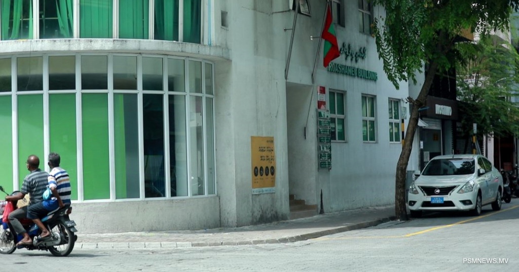 އިންޑިއާގައި އުފައްދާފައިވާ އިމިއުނޯގްލޮބިއުލިން އައިވީ ބެޗެއްގައި މައްސަލަތަކެއް ހުރުމުން ސަމާލުވާން އެދިއްޖެ