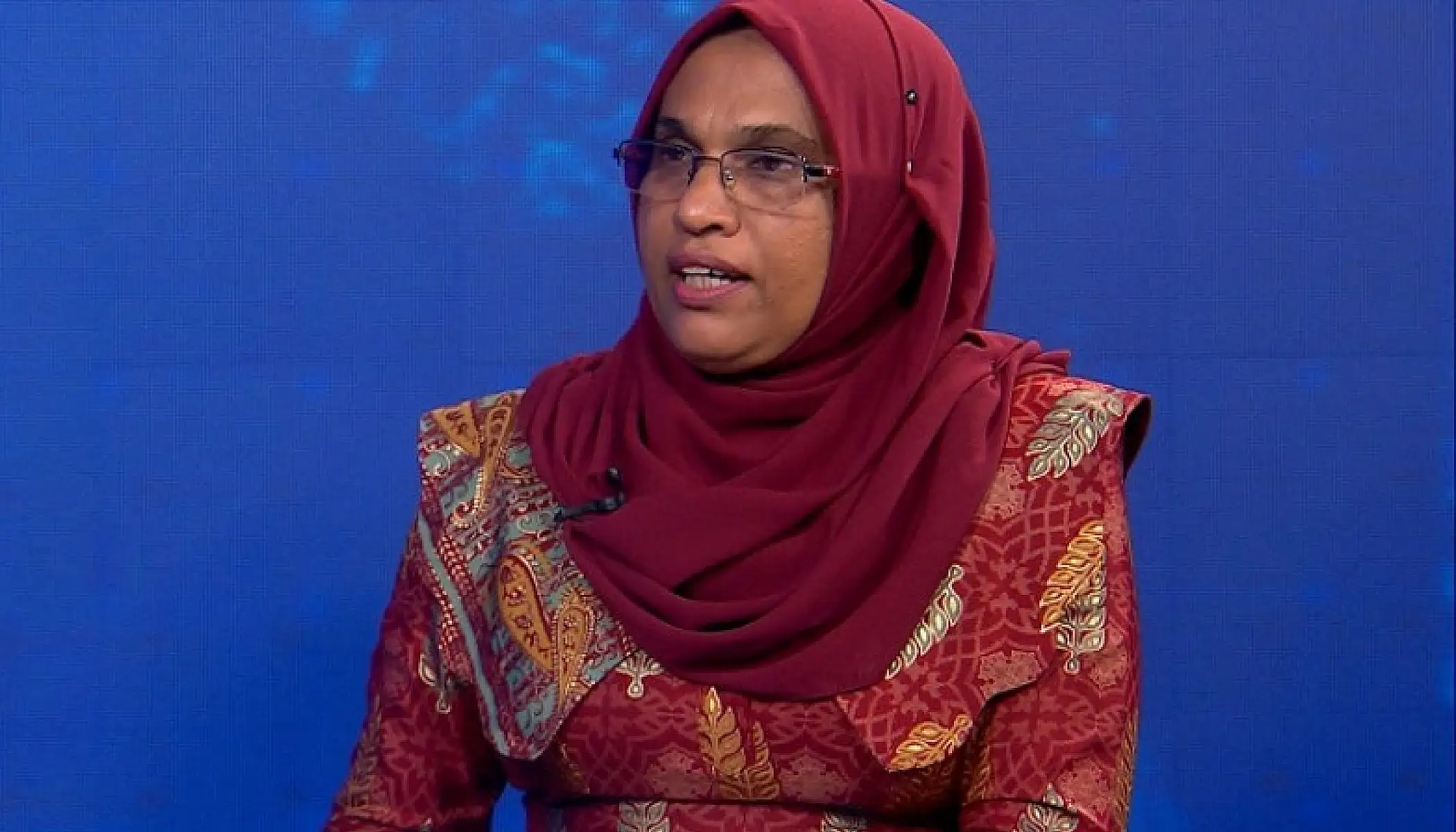 އިންޑިއާއަށް ކަނޑައަޅުއްވާ ސަފީރަކަށް އަޒީމާ އައްޔަންކުރަން މަޖިލީހުން ރުހުންދީފި