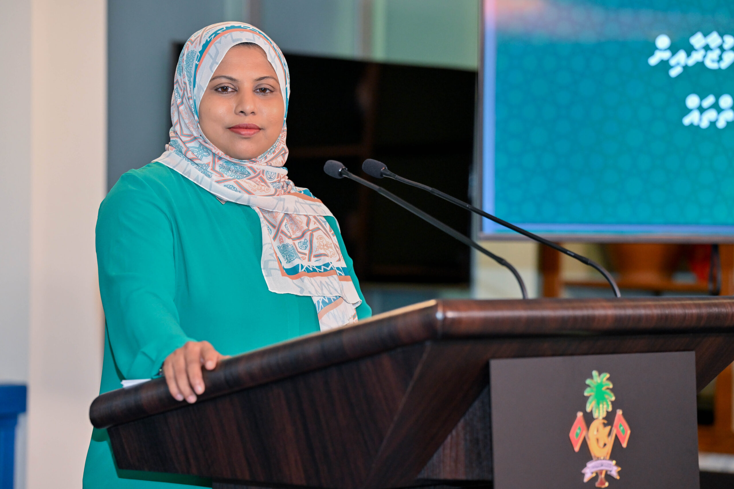 މިނިވަން ނޫސްވެރިކަމުގެ ނަމުގައި ދޮގުމައުލޫމާތު ފަތުރައި ފިތުނަ އުފެއްދުމަށް މަސައްކަތް ނުކުރުމަށް އިލްތިމާސް ކުރަން: ހީނާ