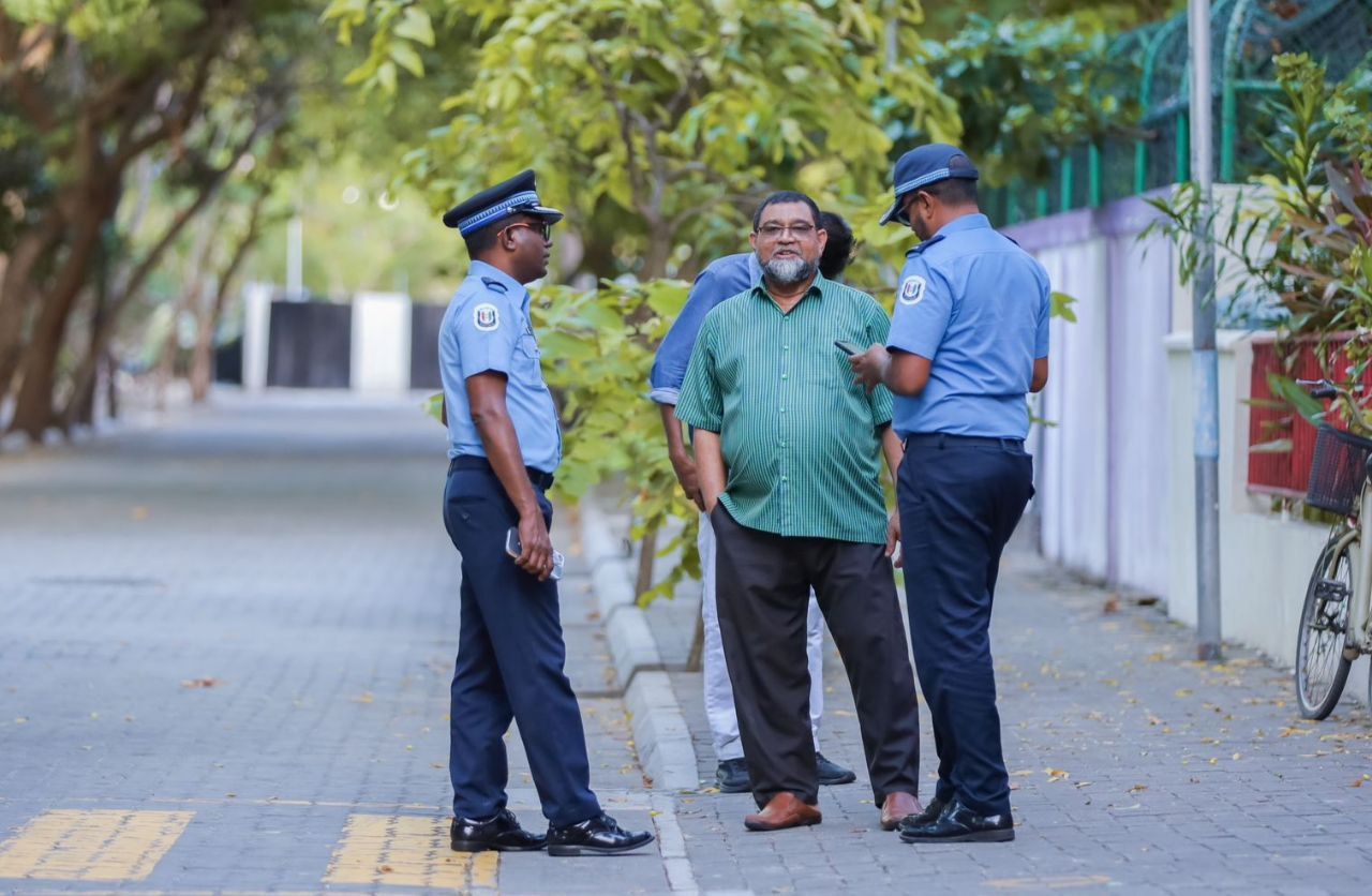 ވިލިމާލޭ ރައްޔިތުންގެ ކަންބޮޑުވުންތައް ދެނެގަނެ ފުލުހުން ރަނގަޅުކުރަންވީ ކަންތައް ދެނެގަތުމަށް ހަރަކާތެއް ކުރިއަށް ގެންގޮސްފި