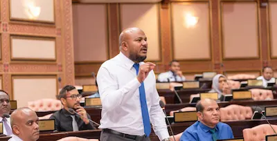 އެމްޑީޕީން ބުނާ ގޮތަށް ބަޖެޓު ހަދައިގެން ދެ މަސްތެރޭގައި ގައުމު ބަނގުރޫޓުވާނެ: ޝުޖާއު