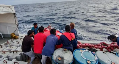 ރާއްޖޭގެ އުތުރާއި ދެކުނު ހިމެނޭހެން ފުނަދޫ އާއި ވާދޫގައި މަސް ކަނދުފަތި ގާއިމު ކުރާ ދެ ސެންޓަރު އަޅަނީ