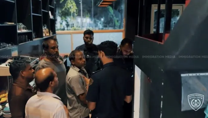 މާލޭސިޓީން އަނެއްކާވެސް އިތުރު 5 ބިދޭސީން އަތުލައިގެންފި