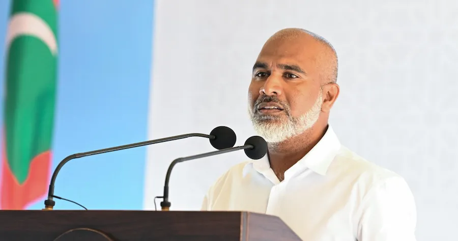 މިދިޔަ ސަރުކާރުން ވަނީ ޕްރިންސިޕަލުންނާއި، ޓީޗަރުންނަށް އަނިޔާވެރިވެފައި: ޑރ.ޝަފީޢު