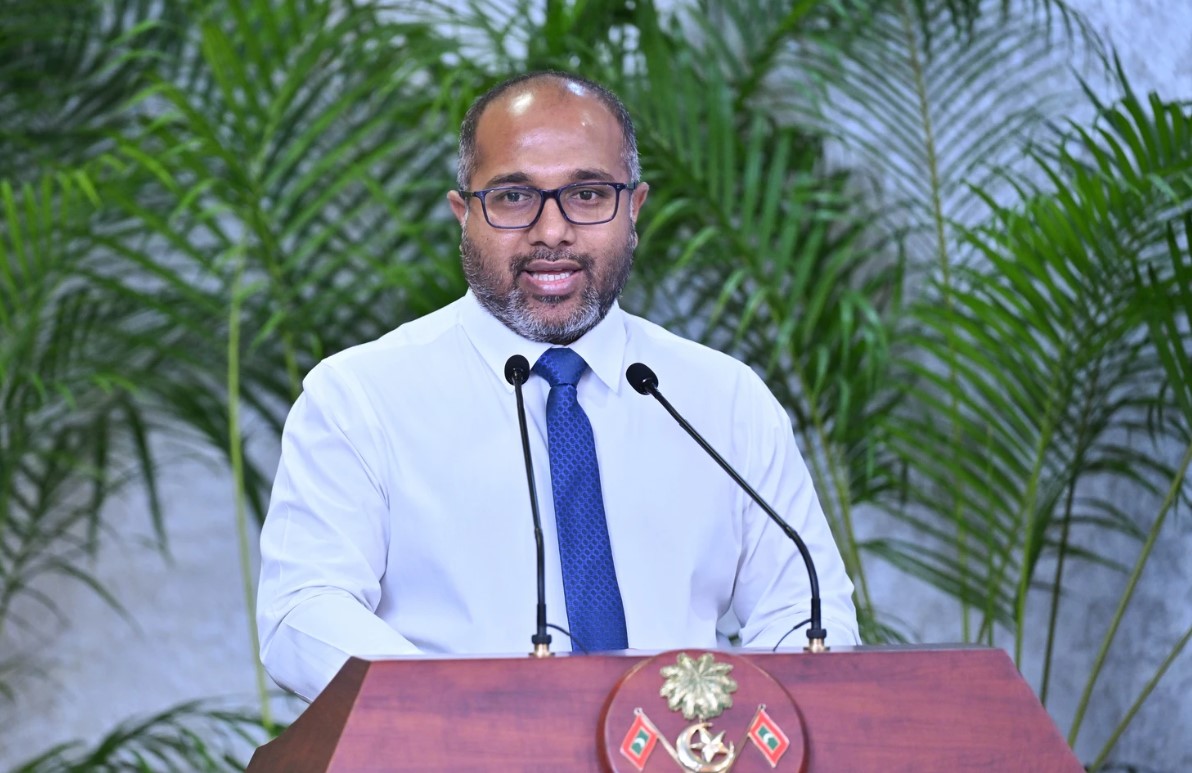 ރައީސް ޑރ މުއިއްޒަަކީ ޒަމާނީ ޓެކްނޮލޮޖީގެ އަލީގައި ރައްޔިތުންނަށް ހިދުމަތް ދެއްވުމަށް ބާރުއަޅުއްވާ ވެރިއެއް: ވަޒީރު އިހުސާން