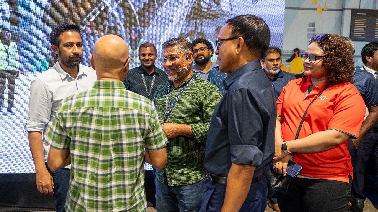 ދާލަން ކެރިއާ އެކްސްޕޯގައި އެމްއޭސީއެލް ގެ ސްޓޯލަށް ބޮޑު ތަރުހީބެއް; ވަޒީފާއަށް 600 މީހުން ކުރިމަތިލައިފި