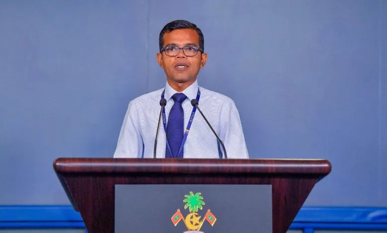 ޕާޓީ ބަދަލުކުރުމުން މެންބަރުންގެ ގޮނޑި ގެއްލޭ ގޮތަށް ހުށަހެޅި އިސްލާހަކީ ތައުރީފު ހައްގު ފިޔަވަޅެއް: ފަހުމީ