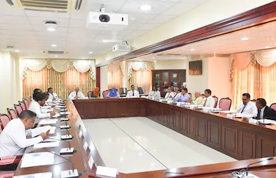 މަޝްރޫއުތަކުގެ ތަފްސީލު ހިއްސާ ކުރުމަށް ޝަރުތުކޮށް، ކޮމިޓީއިން ބަޖެޓް ފާސްކޮށްފި