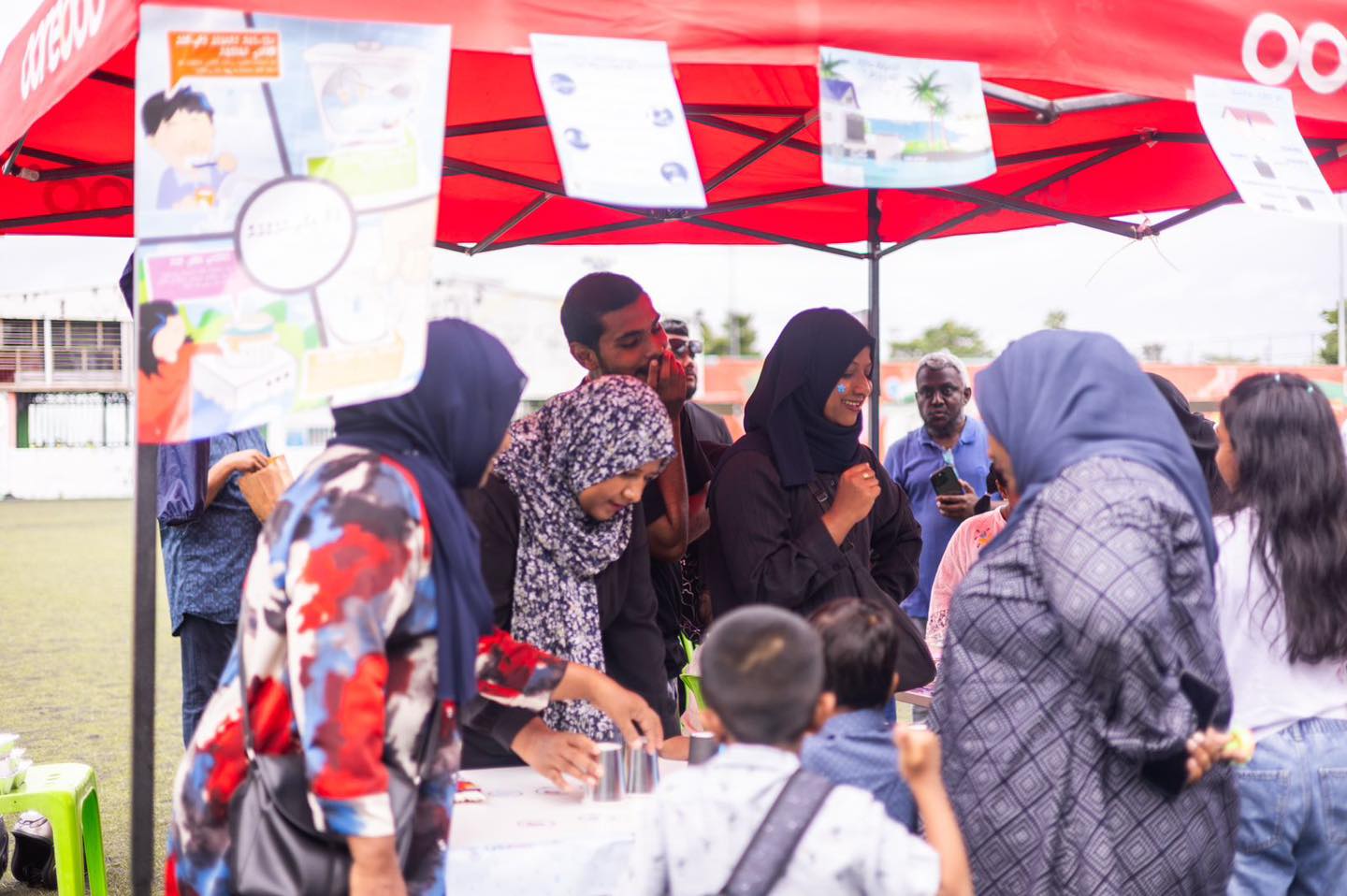 ސަރުކާރަށް އެއް އަަހަރު ފުރުން ފާހަގަކުރުމަށް، ތިމާވެއްޓާ ބެހޭ ވުޒާރާއިން، އާއިލީ ހަވީރެއް ބާއްވައިފި