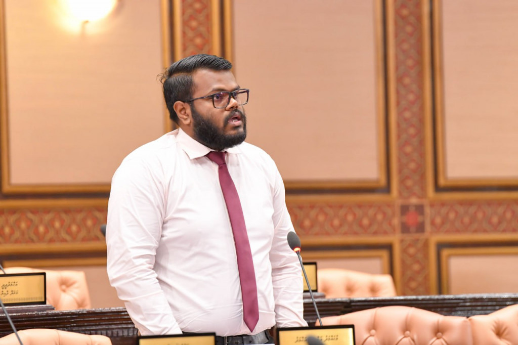 ތިނަދޫސިޓީގެ ދަރަޖަ ބާތިލުކުރަން ހުށަހެޅި މައްސަލައަކީ ރައީސުލްޖުމްހޫރިއްޔާގެ ގާނޫނީބާރު ކެނޑުވުމުގެ މަގުސަދުގައި ހިންގާފައިވާާ އަމަލެއް: އެމްޕީ އަލްސަން